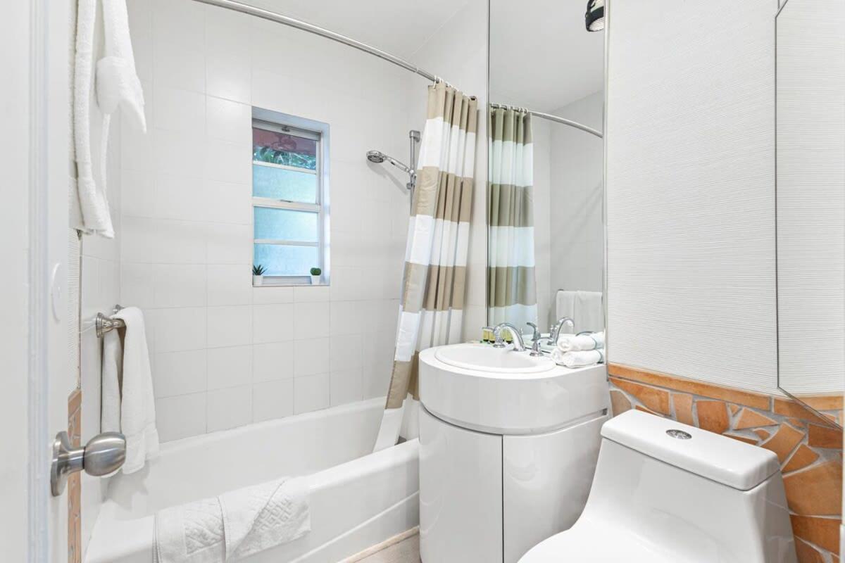 Delight And Cozy Apt Close To Las Olas & The Beach Fort Lauderdale Exterior photo