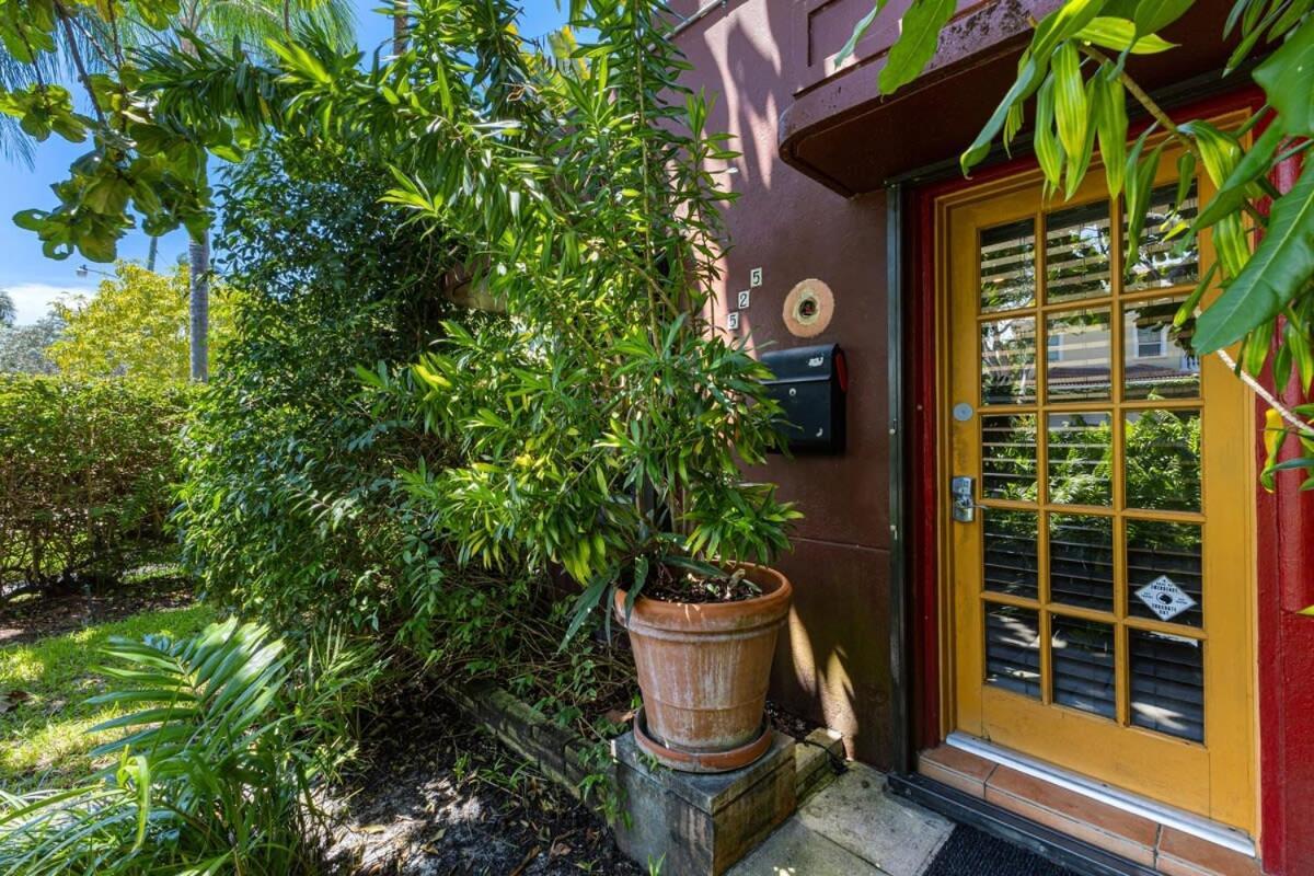 Delight And Cozy Apt Close To Las Olas & The Beach Fort Lauderdale Exterior photo
